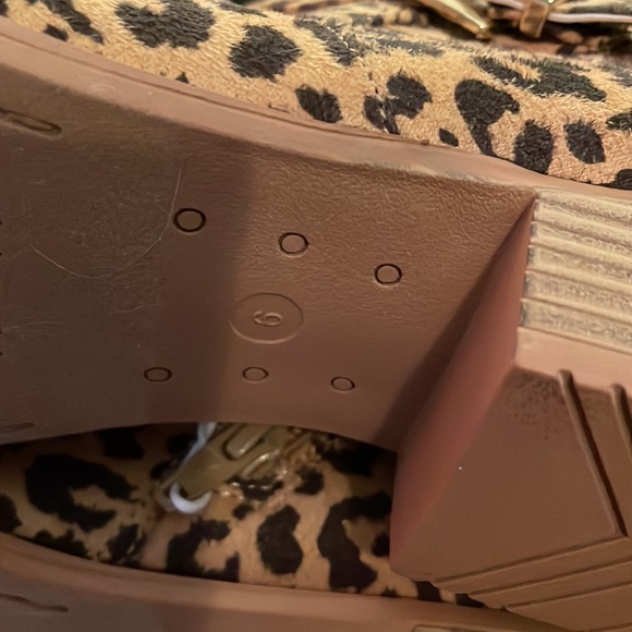 Leopard Booties - Picture 6 of 8